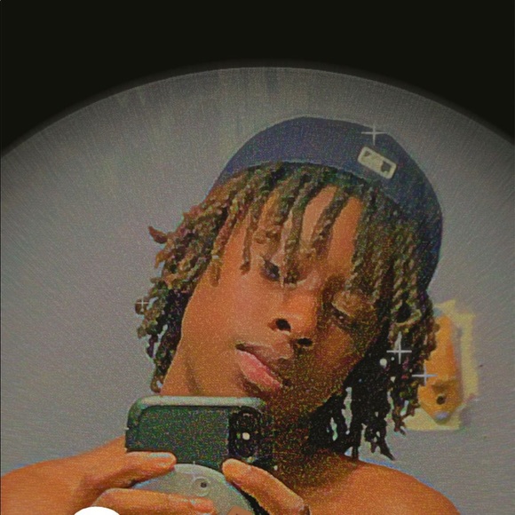 Meet your Posher, Kenneth - Picture 1 of 1